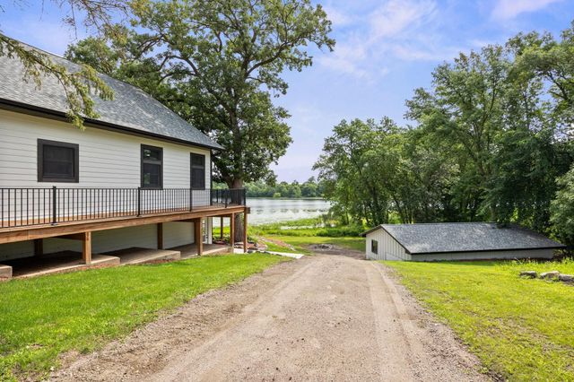 25162 729th Avenue, Dassel, MN 55325