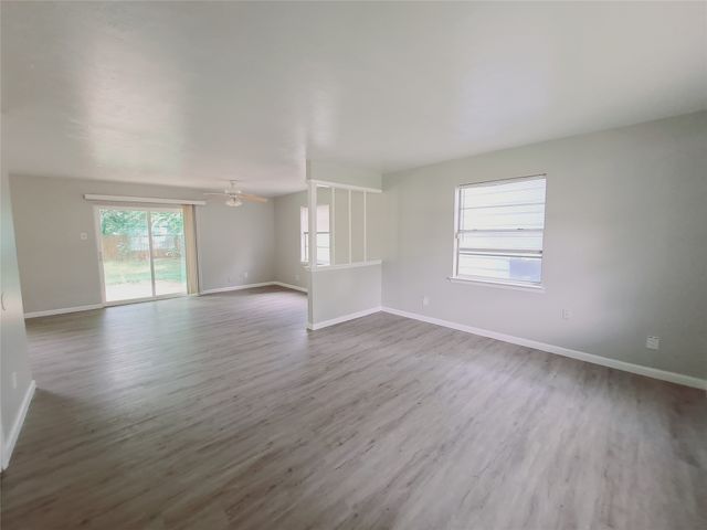 633 Rutgers Drive, Lancaster, TX 75134