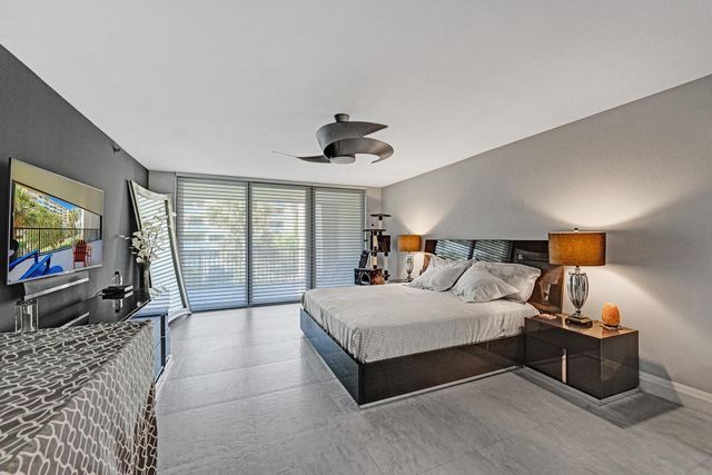 1167 Hillsboro Mile 206, Hillsboro Beach, FL 33062