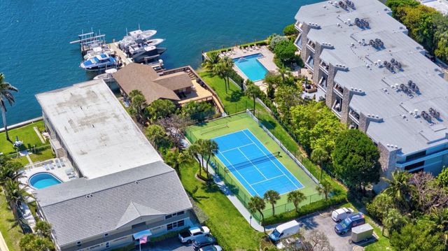 1167 Hillsboro Mile 206, Hillsboro Beach, FL 33062