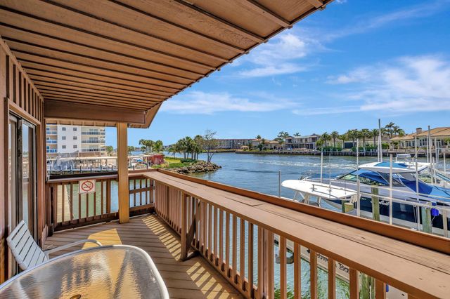 1167 Hillsboro Mile 206, Hillsboro Beach, FL 33062