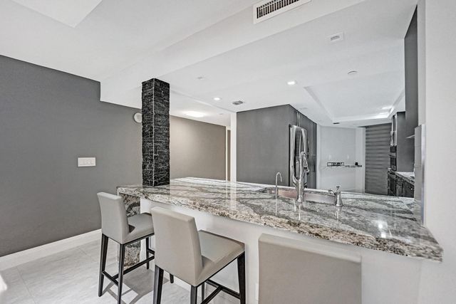 1167 Hillsboro Mile 206, Hillsboro Beach, FL 33062