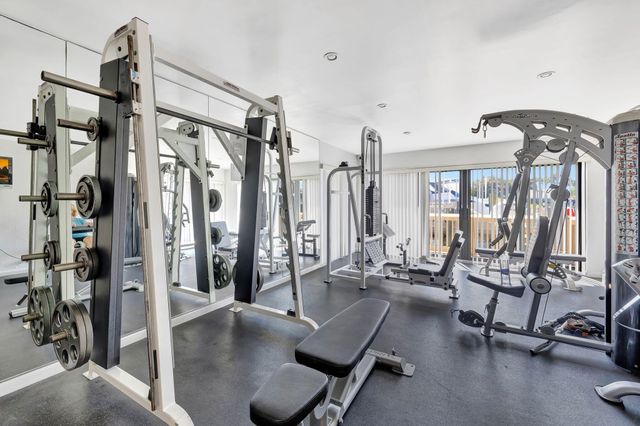 1167 Hillsboro Mile 206, Hillsboro Beach, FL 33062