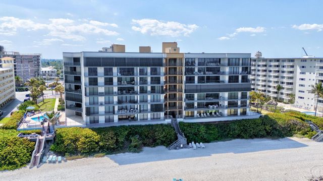 1167 Hillsboro Mile 206, Hillsboro Beach, FL 33062