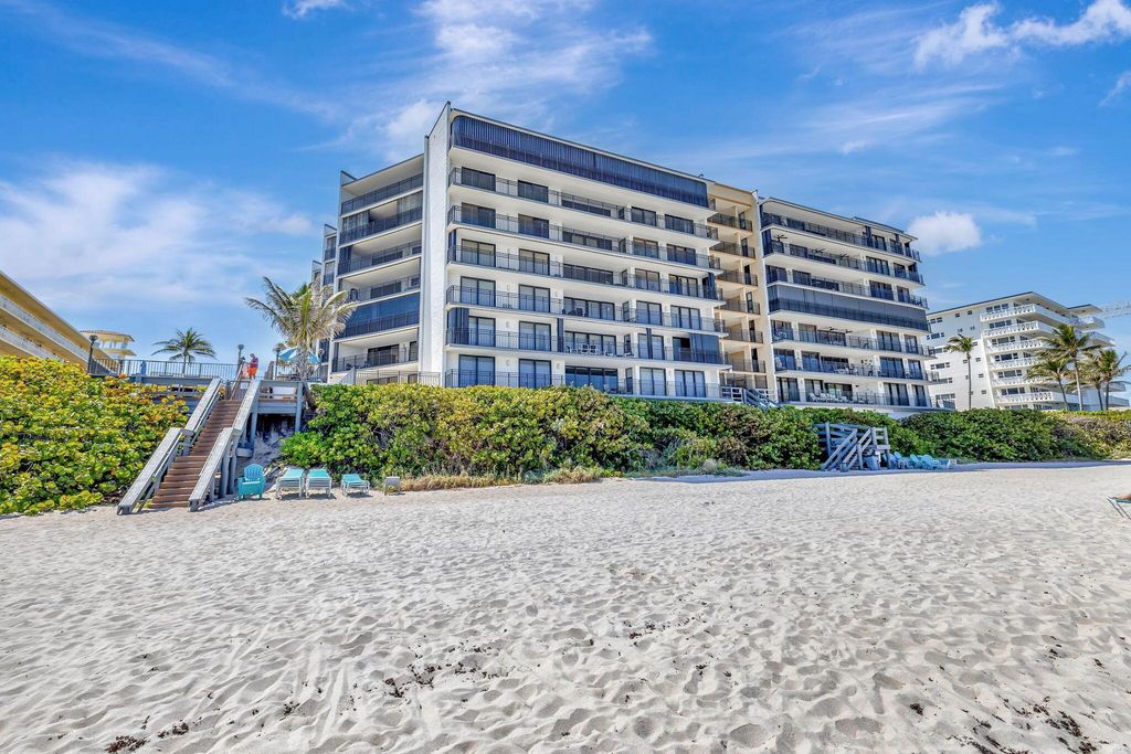 1167 Hillsboro Mile 206, Hillsboro Beach, FL 33062
