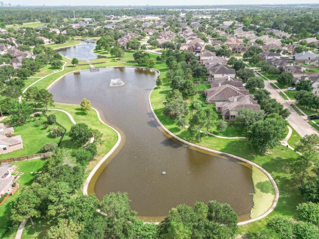 4707 Lakes Of Pine Forest Court, Houston, TX 77084