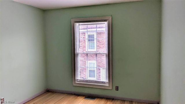 25 Trenton Square, Euclid, OH 44143