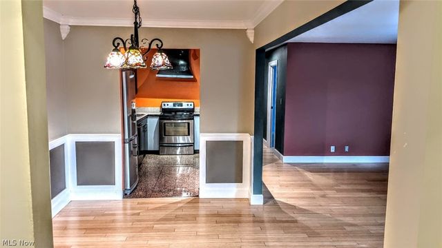 25 Trenton Square, Euclid, OH 44143