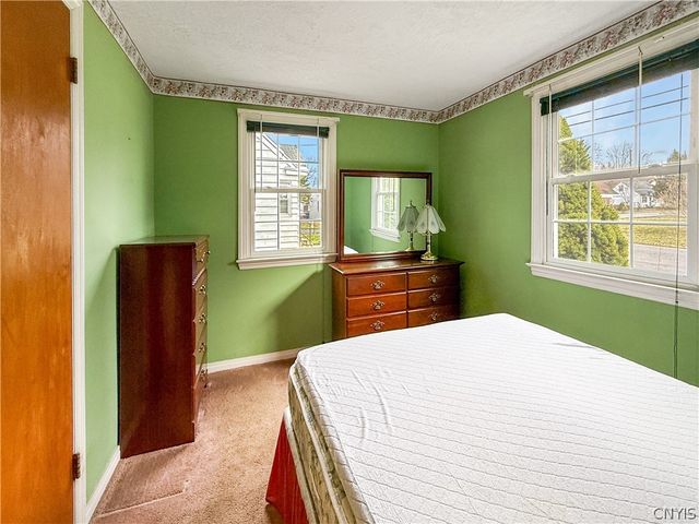 128 Northfield Drive, Clay, NY 13212