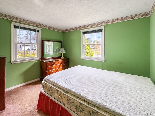 128 Northfield Drive, Clay, NY 13212