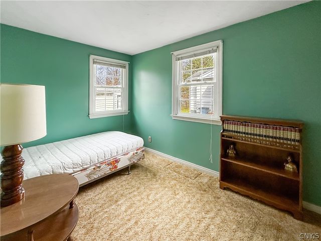 128 Northfield Drive, Clay, NY 13212