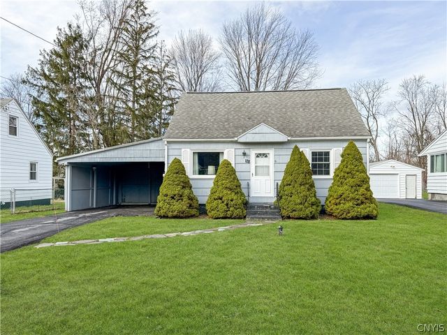 128 Northfield Drive, Clay, NY 13212
