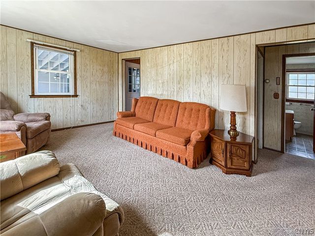 128 Northfield Drive, Clay, NY 13212