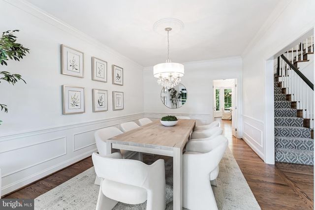 11183 LONGWOOD GROVE DR, Reston, VA 20194