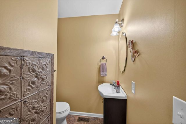 1750 Dickson Road, Rutledge, GA 30663