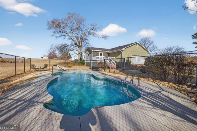 1750 Dickson Road, Rutledge, GA 30663