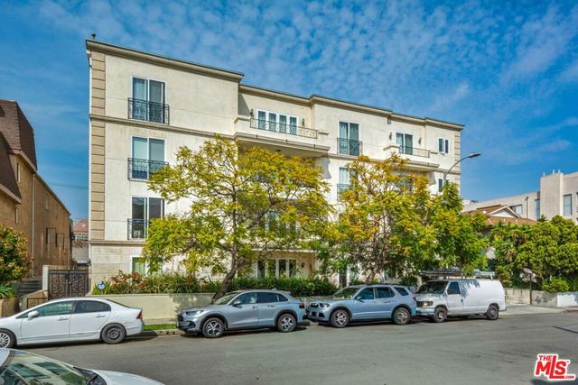 9049 Alcott Street 305, Los Angeles, CA 90035