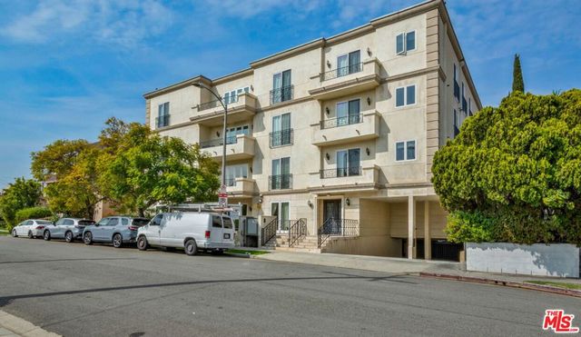 9049 Alcott Street 305, Los Angeles, CA 90035