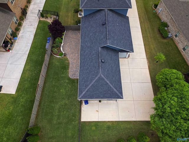 6327 Central Park Lane NW, Huntsville, AL 35806