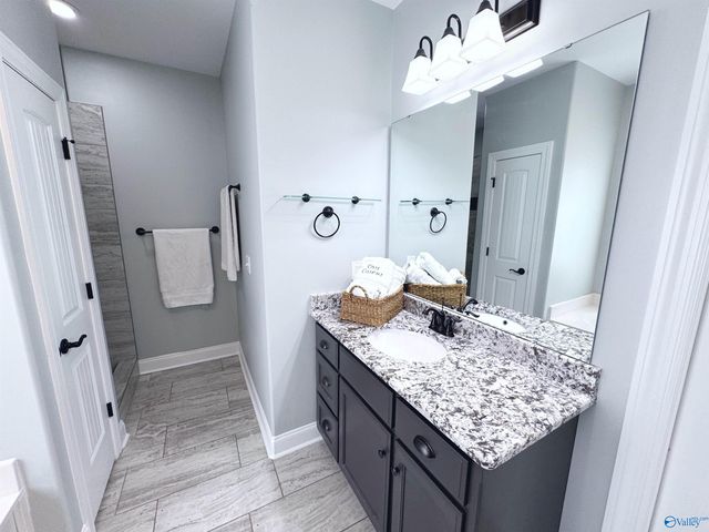 6327 Central Park Lane NW, Huntsville, AL 35806
