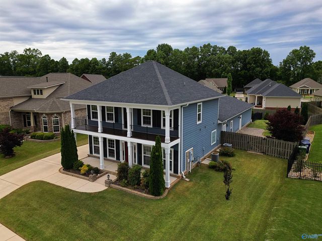 6327 Central Park Lane NW, Huntsville, AL 35806