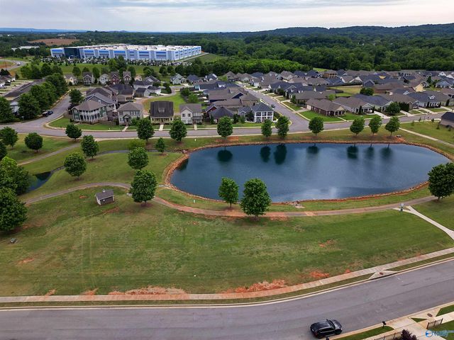 6327 Central Park Lane NW, Huntsville, AL 35806