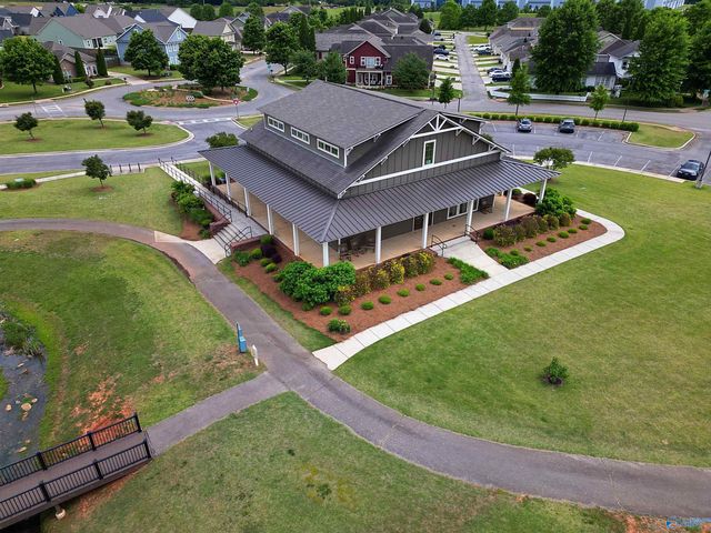 6327 Central Park Lane NW, Huntsville, AL 35806