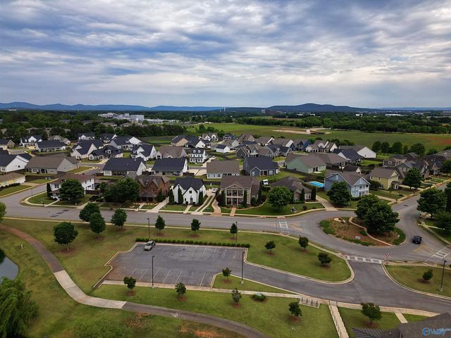 6327 Central Park Lane NW, Huntsville, AL 35806