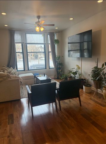 1649 W Garfield Boulevard 1, Chicago, IL 60636