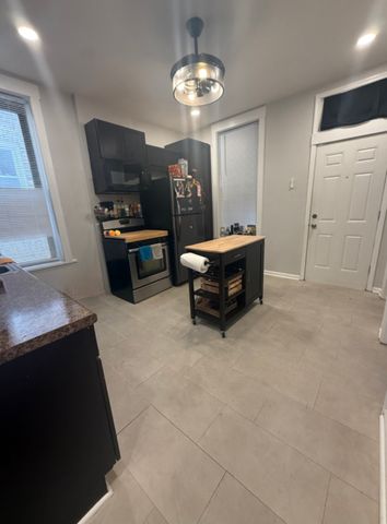 1649 W Garfield Boulevard 1, Chicago, IL 60636