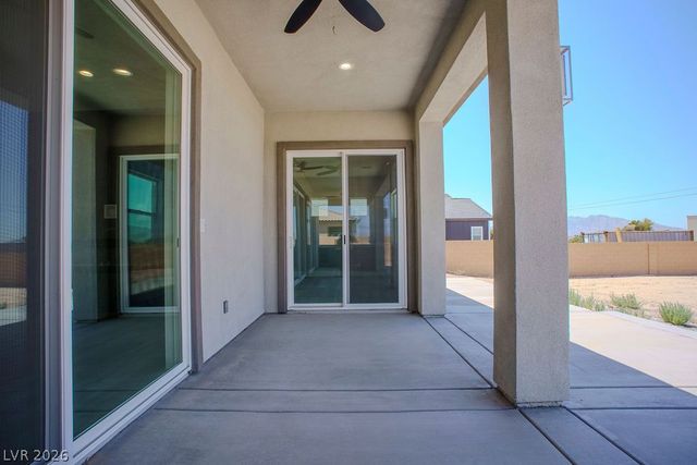 1860 Old West Avenue, Pahrump, NV 89048