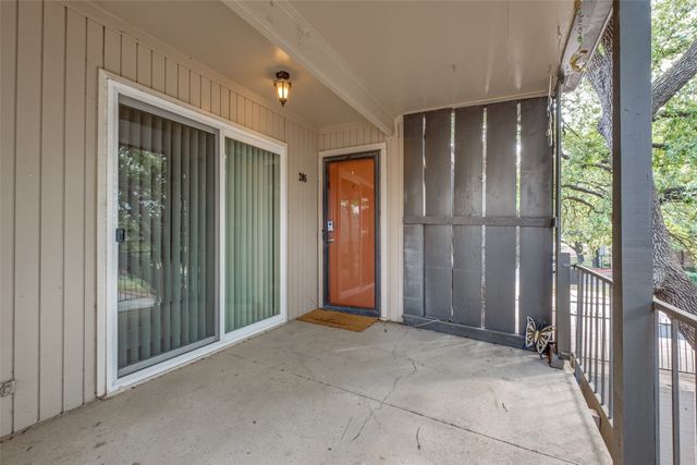 5214 Fleetwood Oaks Avenue 206, Dallas, TX 75235