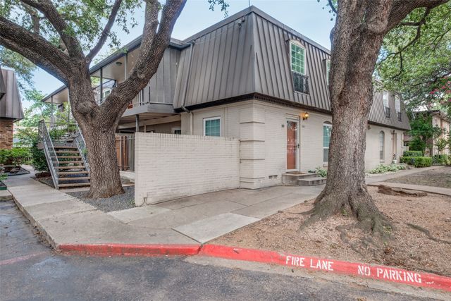 5214 Fleetwood Oaks Avenue 206, Dallas, TX 75235