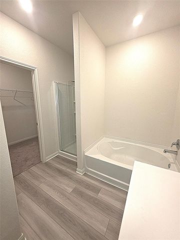 409 Amberwood Park Drive, Katy, TX 77493