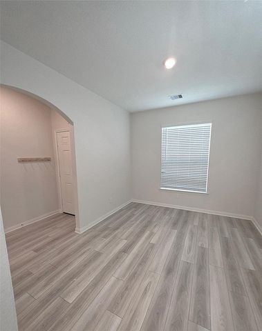 409 Amberwood Park Drive, Katy, TX 77493