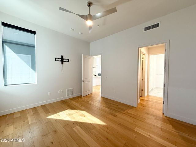 3131 N Central Avenue 7004, Phoenix, AZ 85012