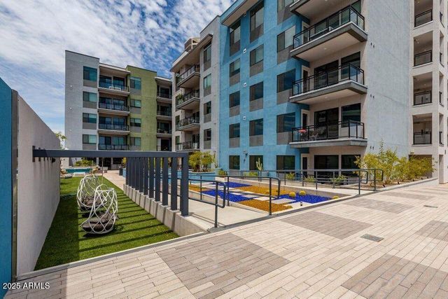 3131 N Central Avenue 7004, Phoenix, AZ 85012