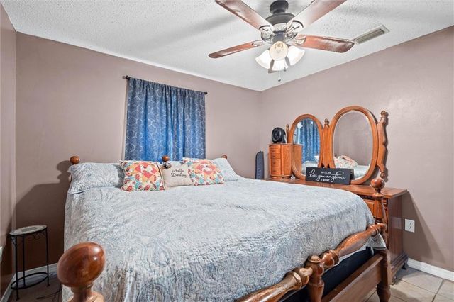 6901 Forest Glenn Court, Irvington, AL 36544