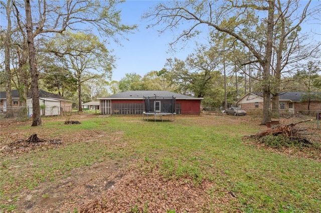 6901 Forest Glenn Court, Irvington, AL 36544