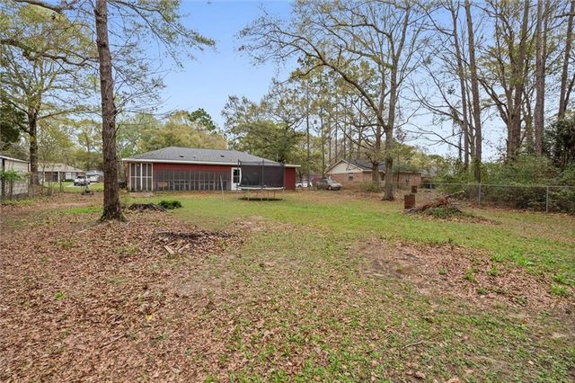 6901 Forest Glenn Court, Irvington, AL 36544
