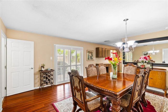 1613 Sandalwood Dr, Corpus Christi, TX 78412
