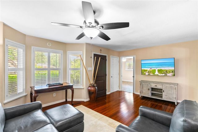 1613 Sandalwood Dr, Corpus Christi, TX 78412