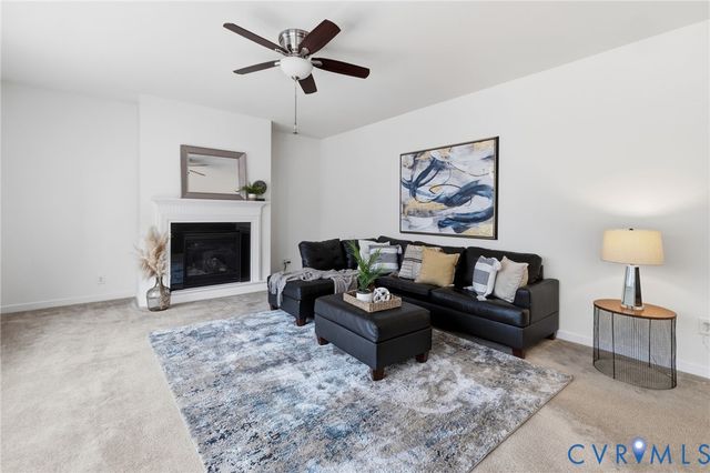 8838 Thorneshire Cir, Mechanicsville, VA 23116