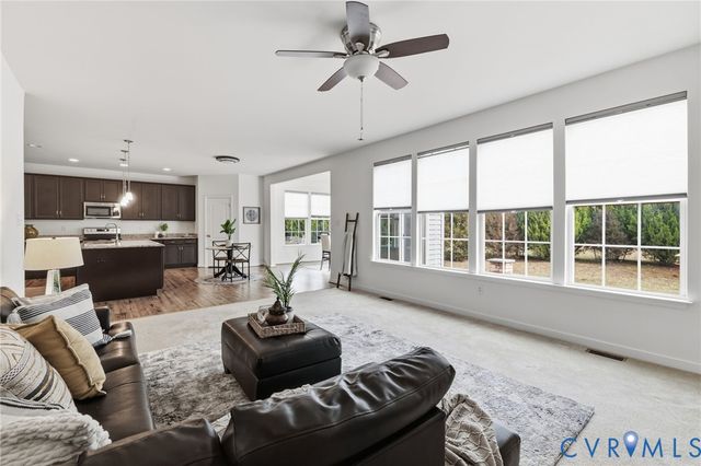 8838 Thorneshire Cir, Mechanicsville, VA 23116