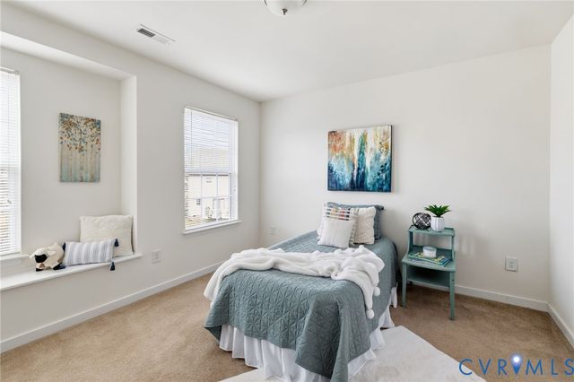 8838 Thorneshire Cir, Mechanicsville, VA 23116