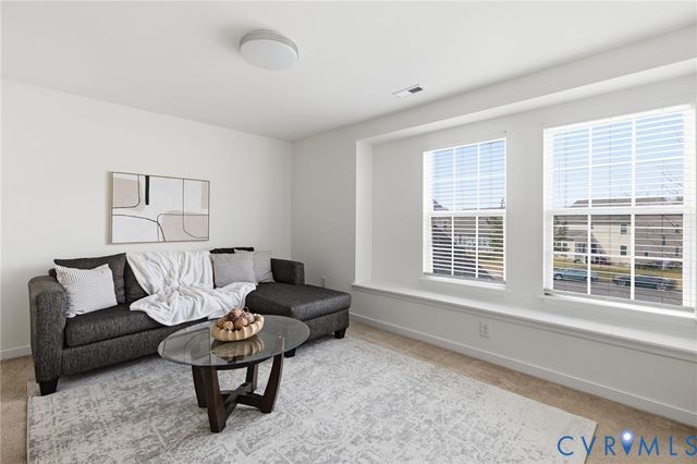 8838 Thorneshire Cir, Mechanicsville, VA 23116