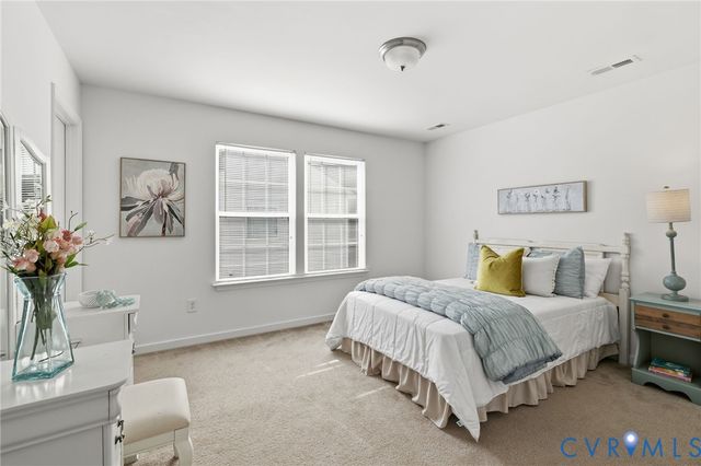 8838 Thorneshire Cir, Mechanicsville, VA 23116