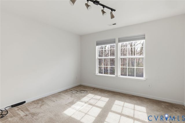 8838 Thorneshire Cir, Mechanicsville, VA 23116