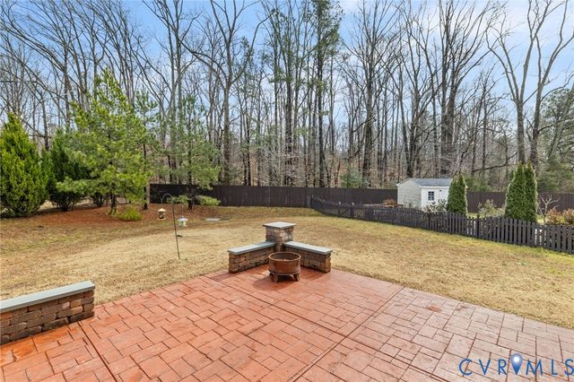 8838 Thorneshire Cir, Mechanicsville, VA 23116