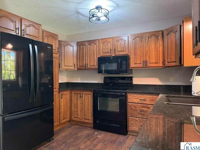 57396 181 Lane, Mankato, MN 56001